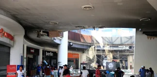 Esténtor Político / Tragedia y hambre en Acapulco; error de AMLO eliminar Fonden