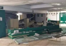 Se Comenta Solo Con / Renacimiento