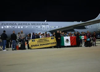 Llegaron más mexicanos rescatados de Israel