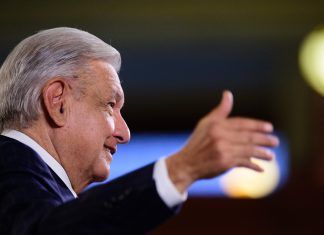 AMLO califica como “clásico sabadazo” prisión domiciliaria a Murillo Karam