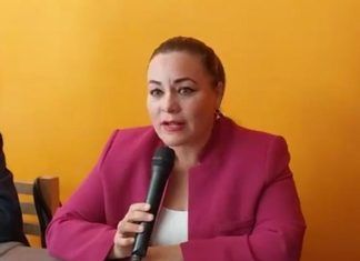 Elizabeth Mateos se afilia a Morena y va por Iztacalco