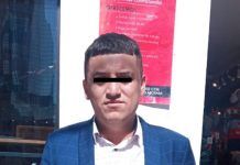 Detienen a Sujeto con Tarjetas Bancarias Presuntamente Robadas; Intenta Sobornar a Guardia Civil