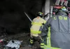 Bomberos de la CDMX realizan labores de remoción en Plaza Oasis