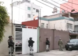Hallan toma clandestina en casa de la Venustiano Carranza