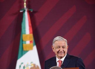 «No debe haber censura», AMLO sobre detención de Alfredo Jalife