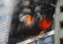 Se registra fuerte incendio en edificio de Secretaría de Trabajo en Argentina