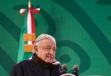 AMLO reprueba espaldarazo del gobernador de SLP a Claudia Sheinbaum