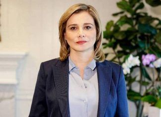 Se Comenta Solo Con / Persecución