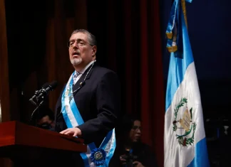 Toma protesta Bernardo Arévalo como presidente de Guatemala