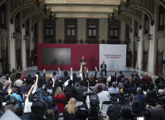 Palabras Más / ¡Defensa a ultranza!