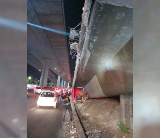 Cae parte de Segundo Piso del Periférico en Tlalpan