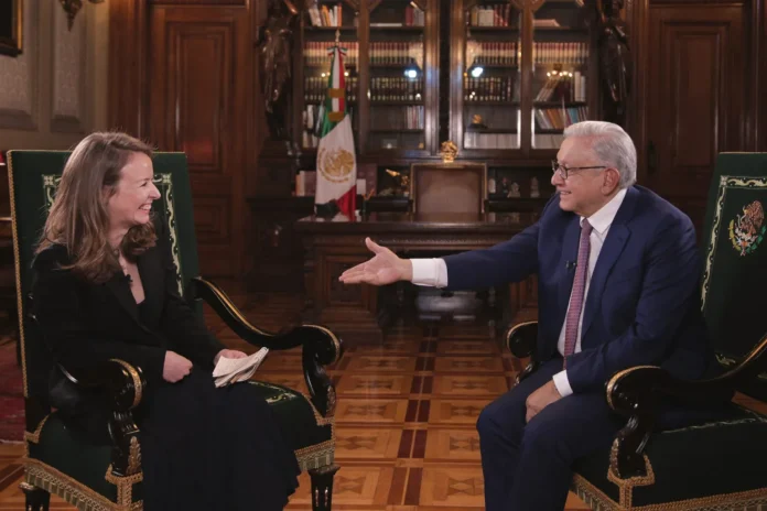amlo-lopez-obrador-entrevista-inna-afinogenova