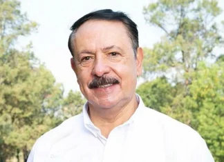 Atacan a balazos camioneta de candidato a diputado federal del PVEM por Naucalpan