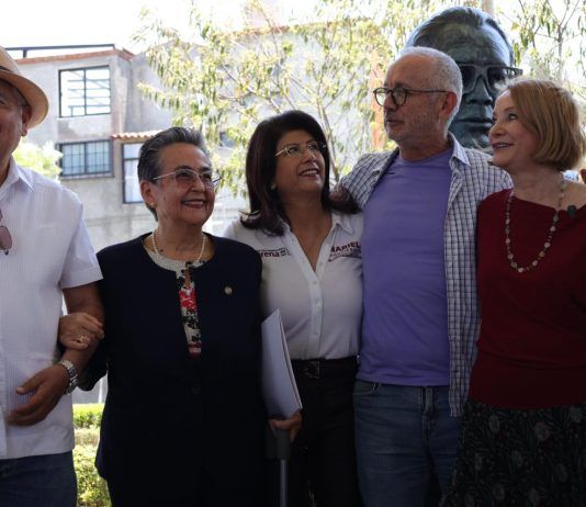 Rinden Homenaje a Heberto Castillo en su 27 Aniversario Luctuoso en Texcoco; Acuden sus hijos Laura Itzel y Javier Castillo