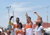 Adrián Chávez prende el corazón de Tepito con “cascarita” de fútbol en el deportivo maracaná