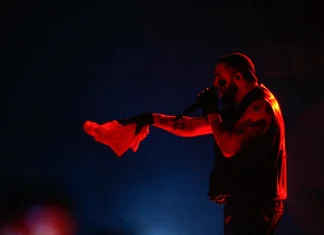 Drake retiró de sus redes su canción ‘Taylor Made Freestyle‘