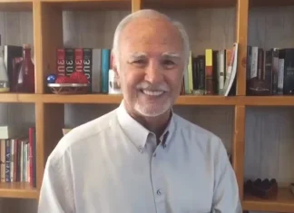 Murió el productor José Morris, fundador de la televisión mexicana