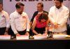 Firma Mariela Gutiérrez el Pacto Metropolitano para la Transformación