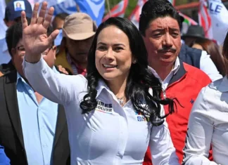Alejandra del Moral renunció al PRI