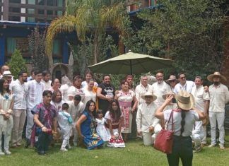 Artículo / ¡Histórica reunión!