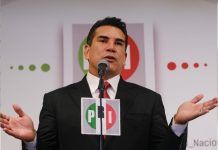 Se Comenta Solo Con / Prohibido decir narcopartido