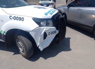 Encapsula Guardia Civil a Dos Vehículo tras Detonaciones