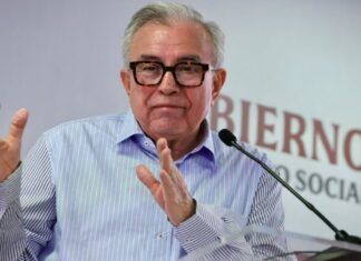 Palabras Más / Igual que Calderón