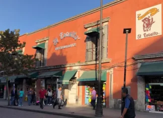 Palabras Más / La Ciudad de Morena