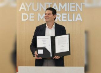 Poder Público / Alfredo es un lobo disfrazado de oveja