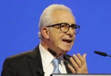 Se Comenta Solo Con / Muy Tarde Ernesto