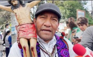 Se Comenta Solo Con / En el nombre de…