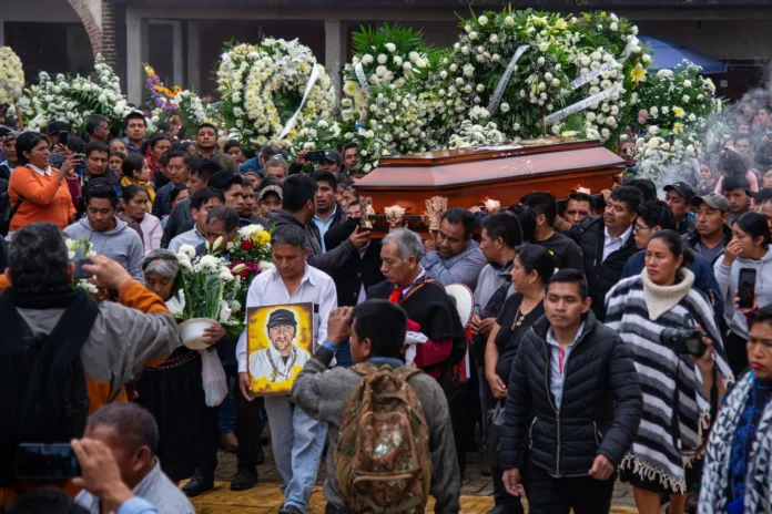 funeral-del-sacerdote-marcelo-perez-asesinado-en-san-cristobal-de-las-casas-chiapas