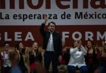 Hijo de AMLO realiza su primera aparición pública como secretario de Morena