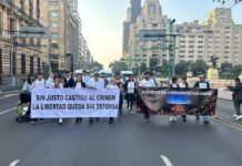 Impiden a los LeBarón conmemorar en el Zócalo el quinto aniversario de la masacre de Bavispe