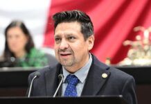 Ernesto Sánchez teje bases en Quintana Roo para derrocar a Morena