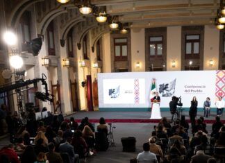Asegura Sheinbaum que salud y educación están garantizados en el PEF2025