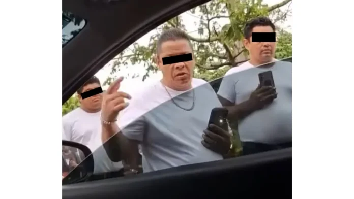 detienen-a-tres-taxistas-de-puerto-morelos-por-amedrentar-a-turistas-3