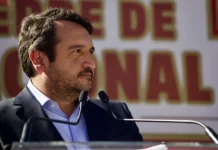 Palabras Más / ¡Berrinche de Estado!