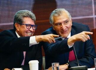 Picotazo Político / Infierno En El Paraíso