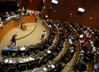 Se Comenta Solo Con / Discurso De Odio