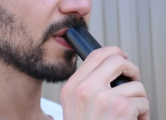 Gobierno defiende prohibición de vapeadores por daño grave que causan