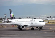 Pasajero de aerolínea Volaris intentó desviar vuelo hacia EUA