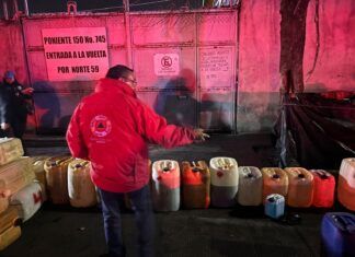 Desarticulan punto de venta ilegal de combustible en Azcapotzalco