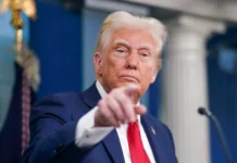 Trump comienza su mandato con una aprobación del 47%