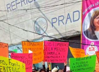 Ministra Loretta Ortiz visita el icónico barrio de La Merced junto a la líder de comerciantes Elvia Díaz