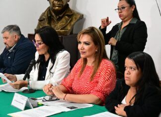 La gente pequeña enfrenta un mundo de gigantes