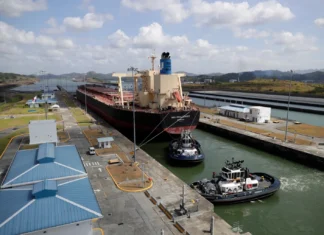 EU aseguró que Panamá aceptó no cobrar a sus barcos por el tránsito por el Canal de Panamá