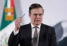 Ebrard descarta “efecto dominó” en el sector automotriz por la salida de Toyota de México