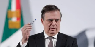 Ebrard descarta “efecto dominó” en el sector automotriz por la salida de Toyota de México