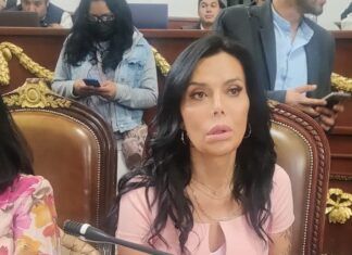 Motocicletas, bicicletas y scooters dolor de cabeza para habitantes de Tlatelolco